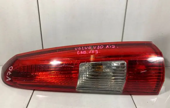 Volvo V70 Rear/tail lights 9154494