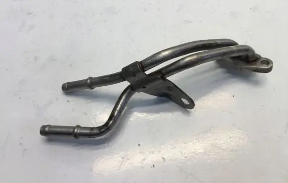 Coolant pipe/hose
