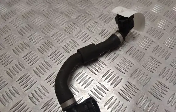 BMW 7 G11 G12 Engine coolant pipe/hose 8602626