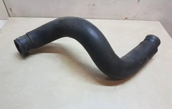 Nissan Qashqai Engine coolant pipe/hose