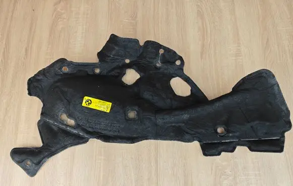 BMW 4 G22 G23 G24 G26 Trunk sound insulation 7946054