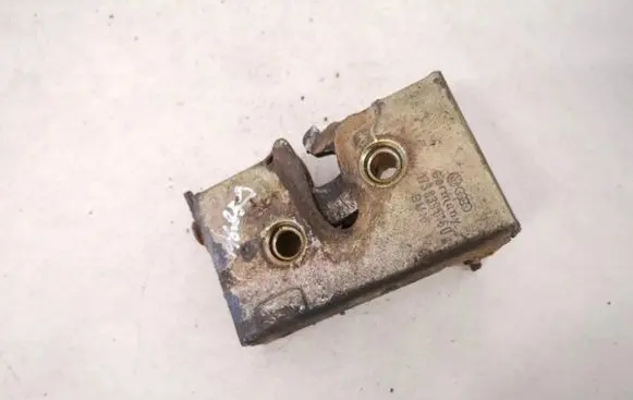 Audi 80 90 B2 Rear door lock 173839016d