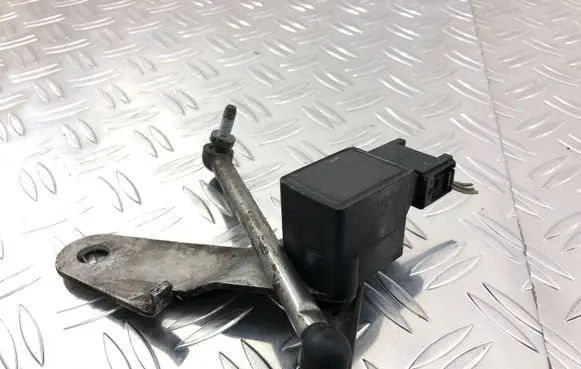 BMW 5 E60 E61 Headlight/headlamp level sensor 1093697