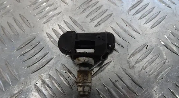 Opel Zafira C Tire pressure sensor 13598775