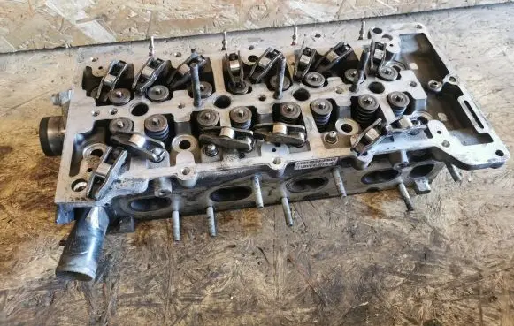 Opel Insignia A Engine head 55576915