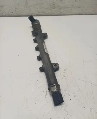 Mercedes-Benz C W205 Fuel main line pipe A6510700495