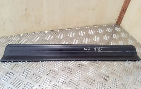 BMW 3 E46 Front sill trim cover 51478196130