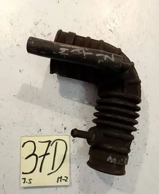 Nissan Micra Air intake duct part 13711739575