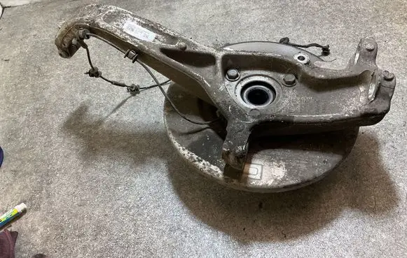 Tesla Model 3 Front wheel hub 91598 00122K