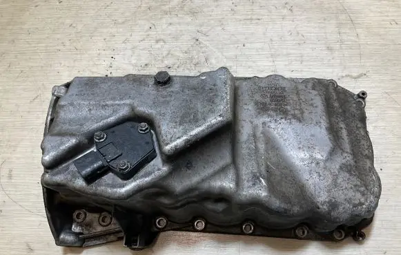 BMW 3 F30 F35 F31 Oil sump 7812360 13992010 GD01654