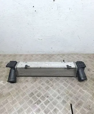 BMW 1 E81 E87 Intercooler radiator 3093796 7524916