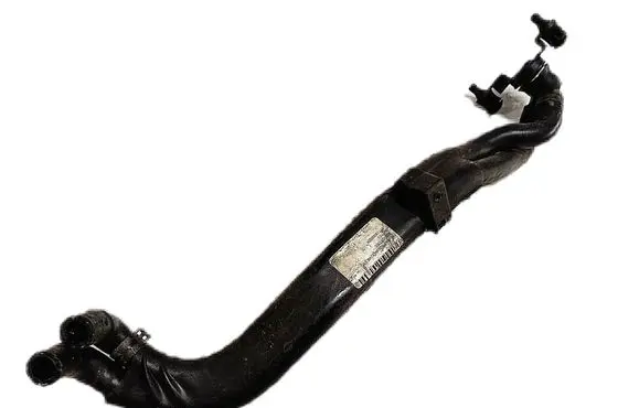 Engine coolant pipe/hose