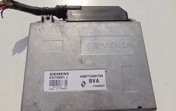 Renault 19 Engine control unit/module 7700851756