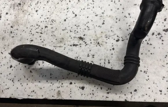 Renault Master III Intercooler hose/pipe 144605593R