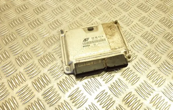 Seat Alhambra (Mk1) Engine control unit/module 038906019NA 0281011822