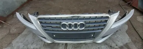 Audi A5 Front bumper 8T0807437K