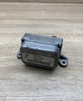 Volkswagen Touran I ESP acceleration yaw rate sensor 1K0907655B 10098503204