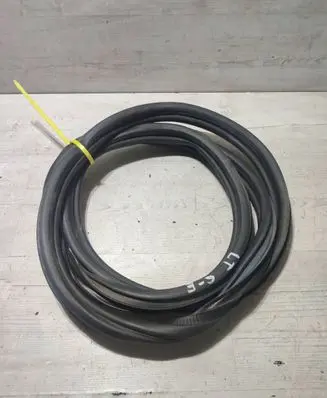 Opel Corsa E Front door rubber seal 