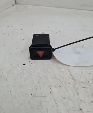 Volkswagen Golf IV Hazard light switch 1J0953235A