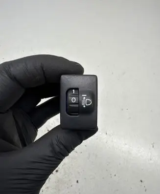 Toyota Yaris Headlight level height control switch 841520D090