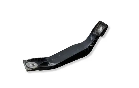 Audi Q3 8U Radiator support slam panel bracket 8U0805527