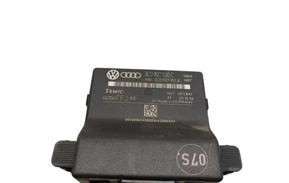 Volkswagen PASSAT B6 Gateway control module 3C0907530C