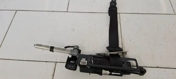 Volvo V50 Front seatbelt 30730733