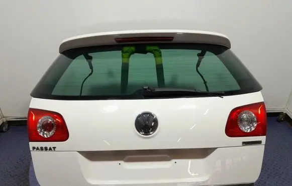 Volkswagen PASSAT B6 Tailgate/trunk/boot lid 