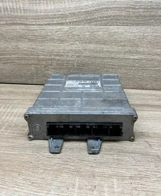 Audi A4 S4 B5 8D Engine control unit/module 8D0907557C 0261203938