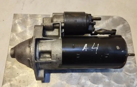 Audi A4 S4 B5 8D Starter motor 068911024G 1005821478