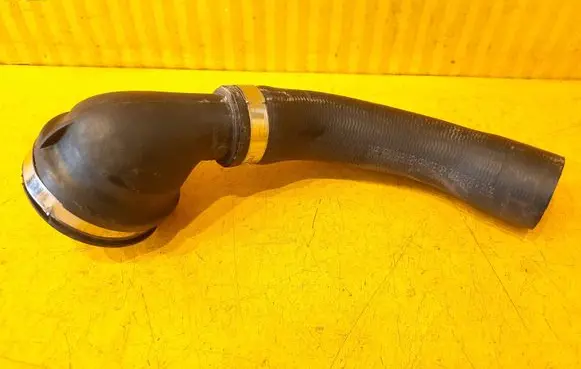Peugeot 508 Intercooler hose/pipe 9820116080