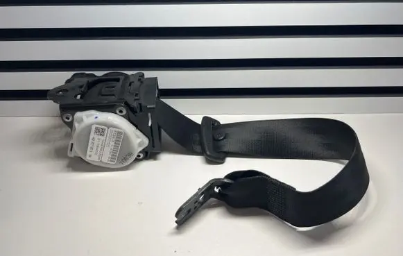 Audi A7 S7 4G Rear seatbelt 4G8857805B 0713EA813P