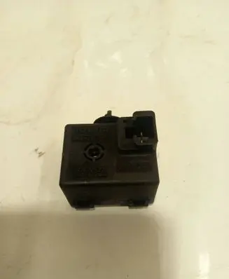 Lexus RX 330 - 350 - 400H Sensor 8665248010 0689003980