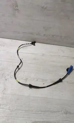 Citroen C4 Cactus ABS rear brake sensor 9827654080