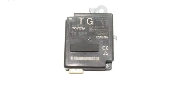 Toyota Prius (XW50) Keyless (KESSY) go control unit/module 897B047250