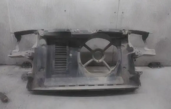 Volkswagen Golf III Radiator support slam panel 1H0121223A