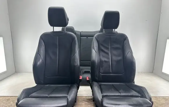 Seat set