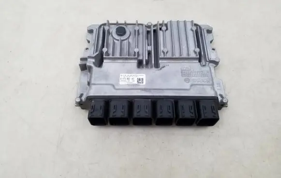 BMW 5 G30 G31 Engine control unit/module 8473992