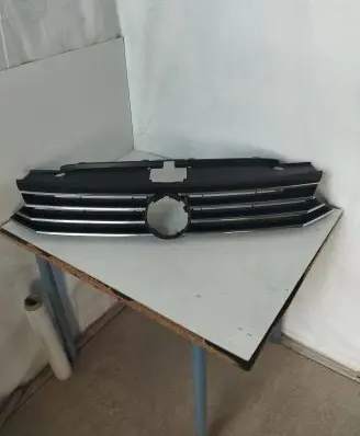 Volkswagen Passat Alltrack Front bumper upper radiator grill 3G0853651A 3G0853653 3G0853651