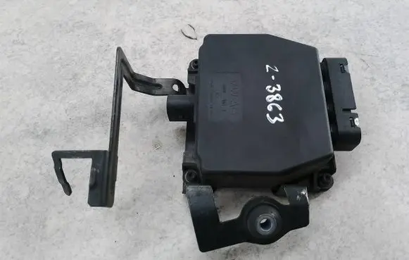Volkswagen Golf V Valve 