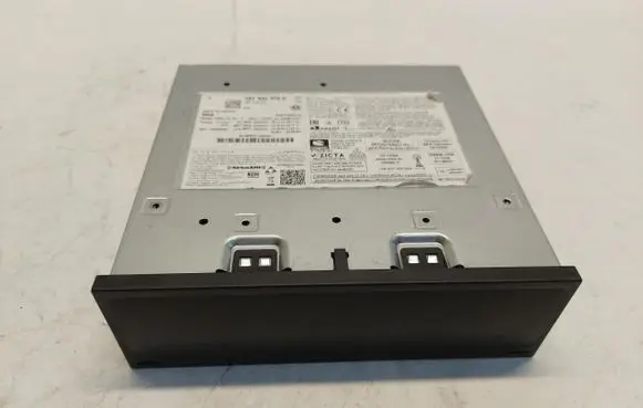 Radio/CD/DVD/GPS head unit