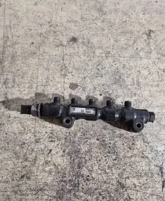 Peugeot 307 Fuel main line pipe 9654592680