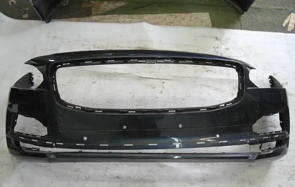 Volvo S90, V90 Front bumper 31690971