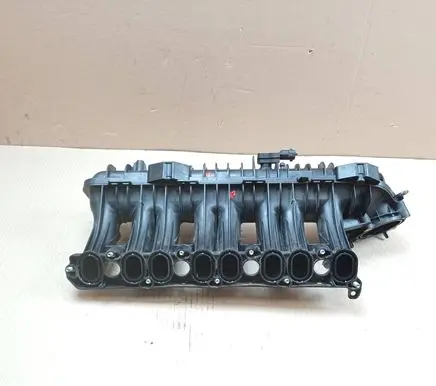 Jaguar F-Pace Intake manifold G4D318N968AA G4D39424AC