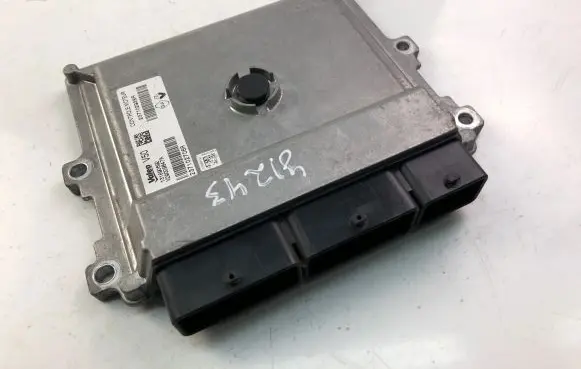Renault Clio IV Engine control unit/module ECU 237102928R 237102706R