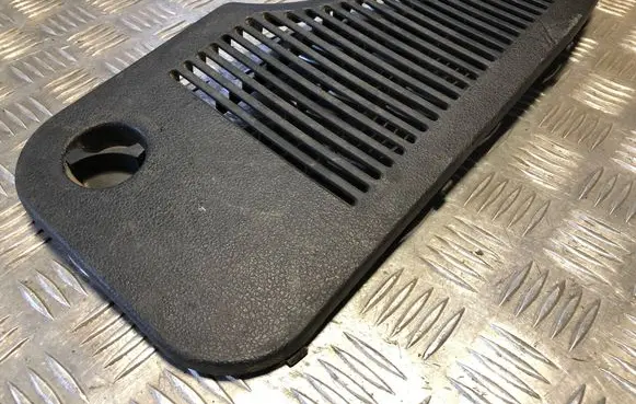 Opel Zafira A Trunk/boot trim cover 90580310 AXM2T20 0088090