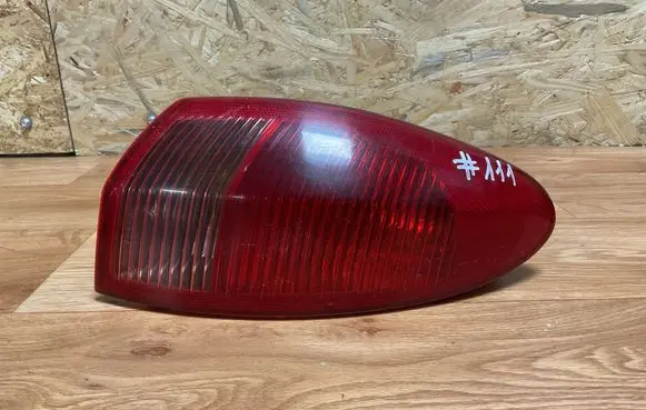 Alfa Romeo 147 Rear/tail lights 03323010 46556347