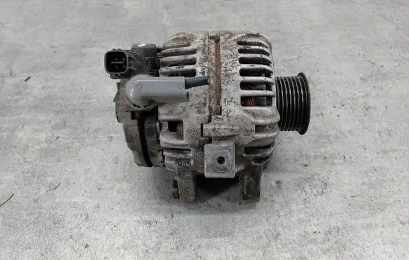 Toyota Avensis T250 Generator/alternator
