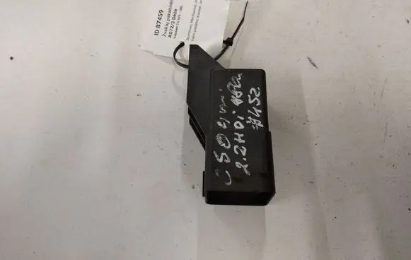 Citroen C5 Glow plug pre-heat relay 51252002 9640469680