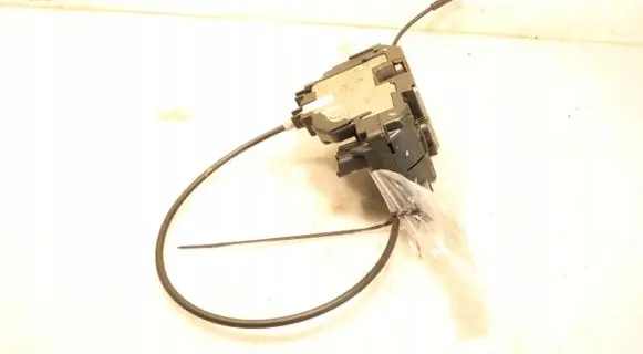 Renault Modus Front door lock
